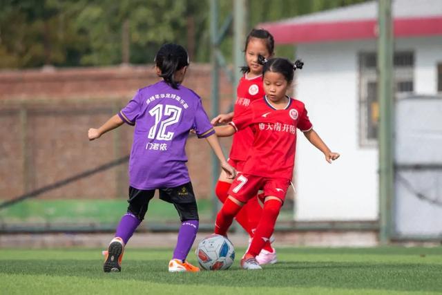 友谊赛半场：多特蒙德与罗马战成2-2